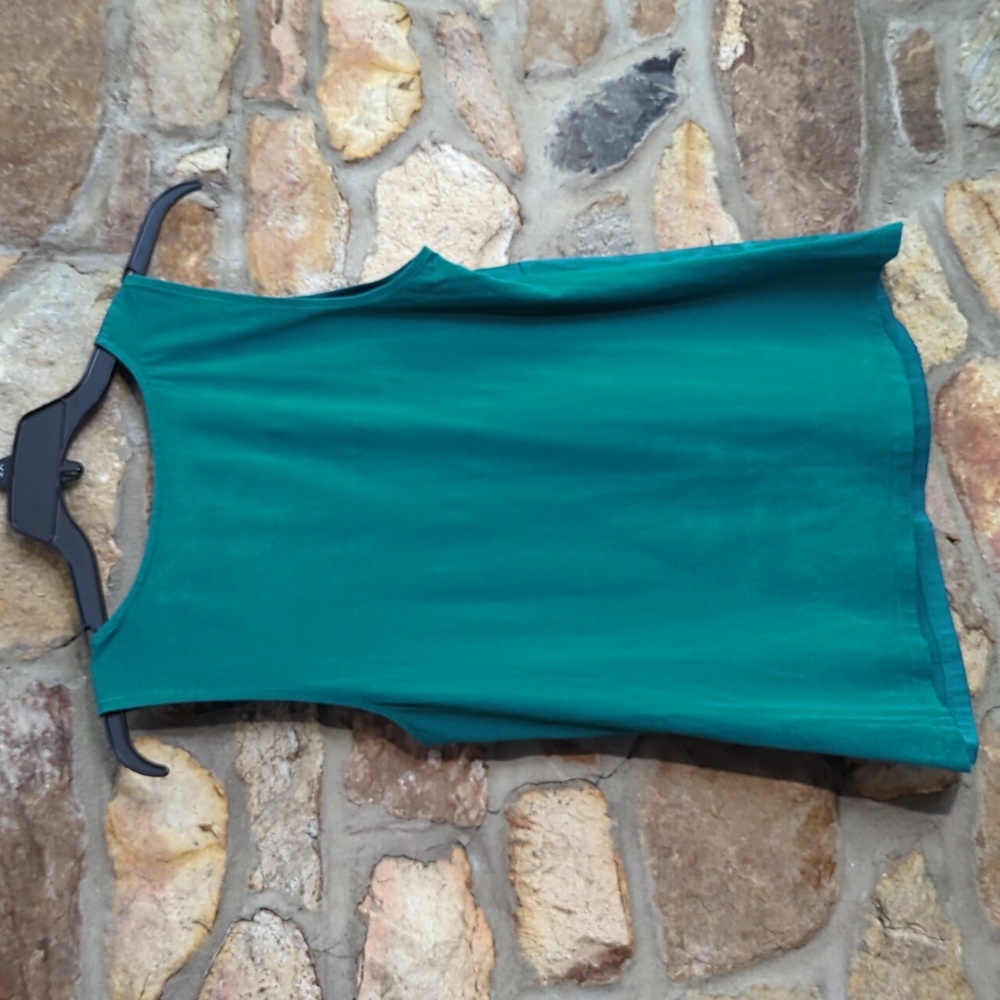 Ann Taylor green sleeveless blouse - Picture 6 of 8
